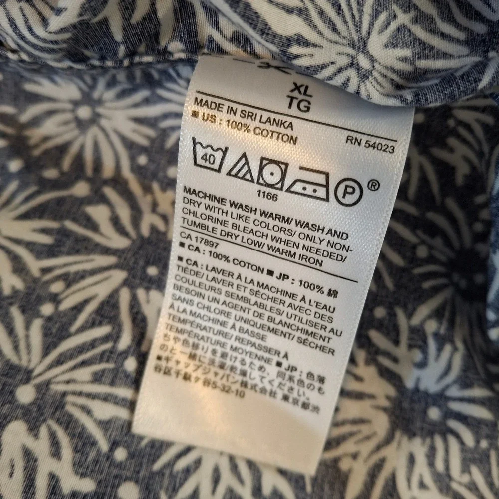 Banana Republic Men's XL Cotton‎ Standard Fit Button Down Shirt Blue Floral